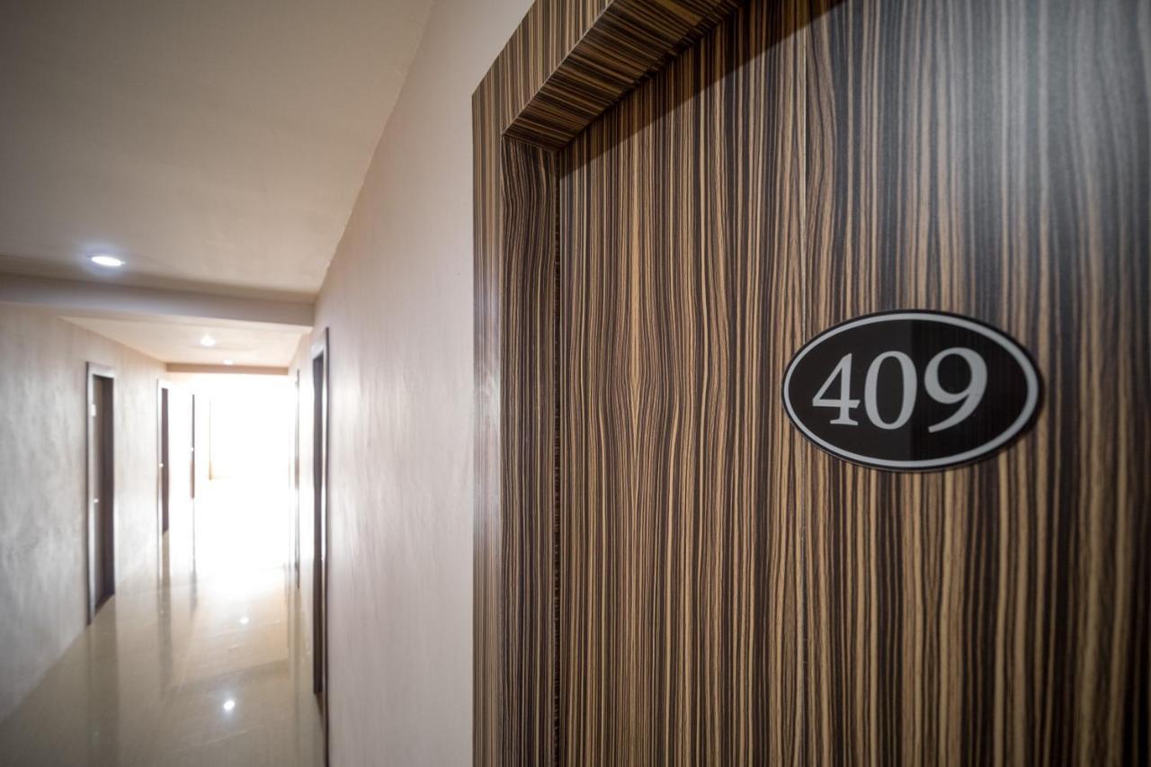 Oyo 291 Medan City Syariah Екстериор снимка